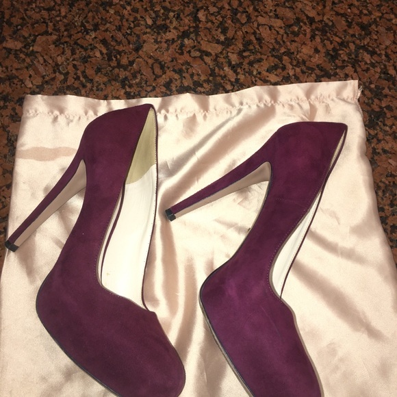 Prada - Picture 3 of 5